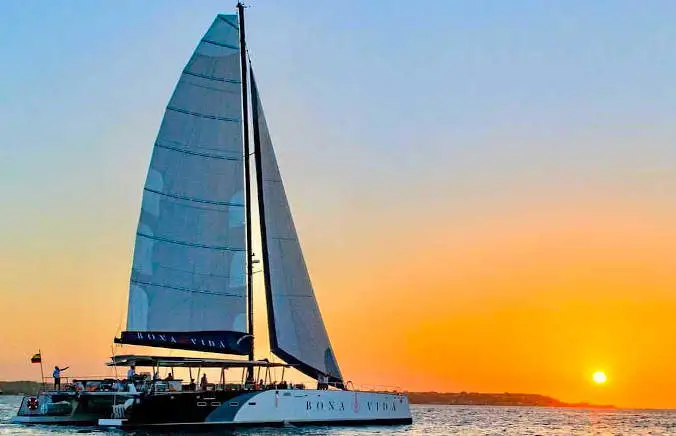 sunset catamaran tour cartagena