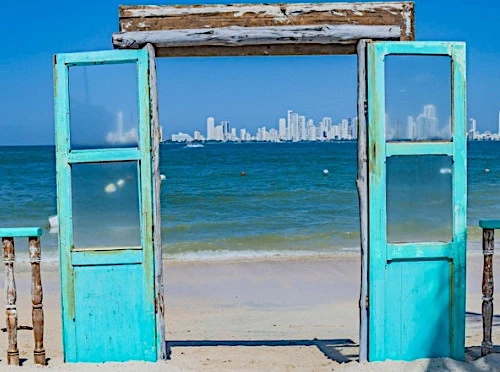 Fenix beach Tierra Bomba tour day trip